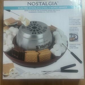 Nostalgia Electric Stainless Steel S'mores Maker - Silver